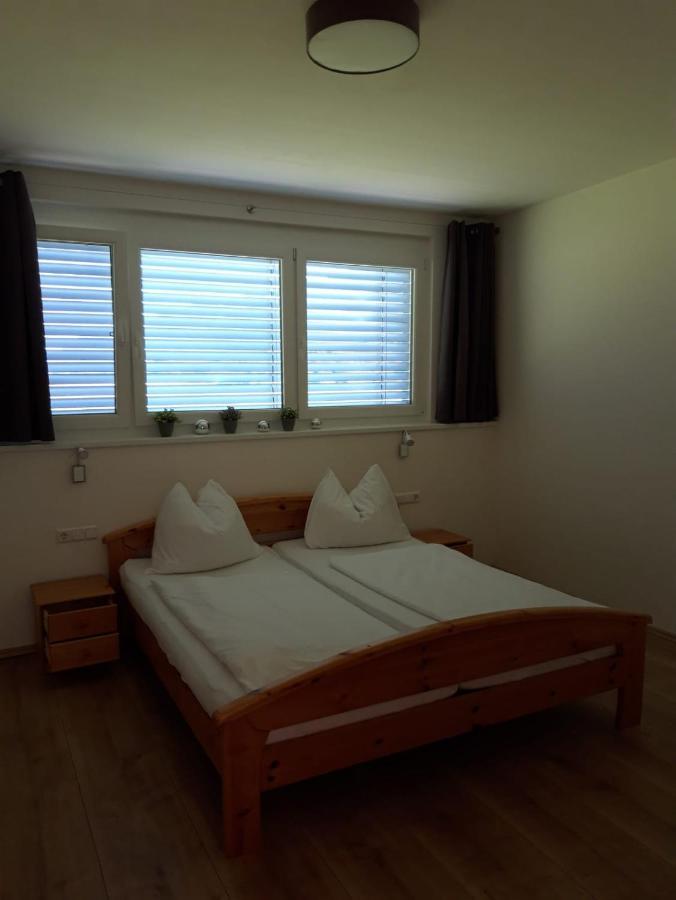 Nico's Place Jenig